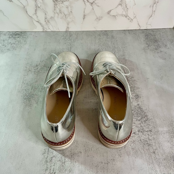 Stuart Weitzman - Picture 6 of 11